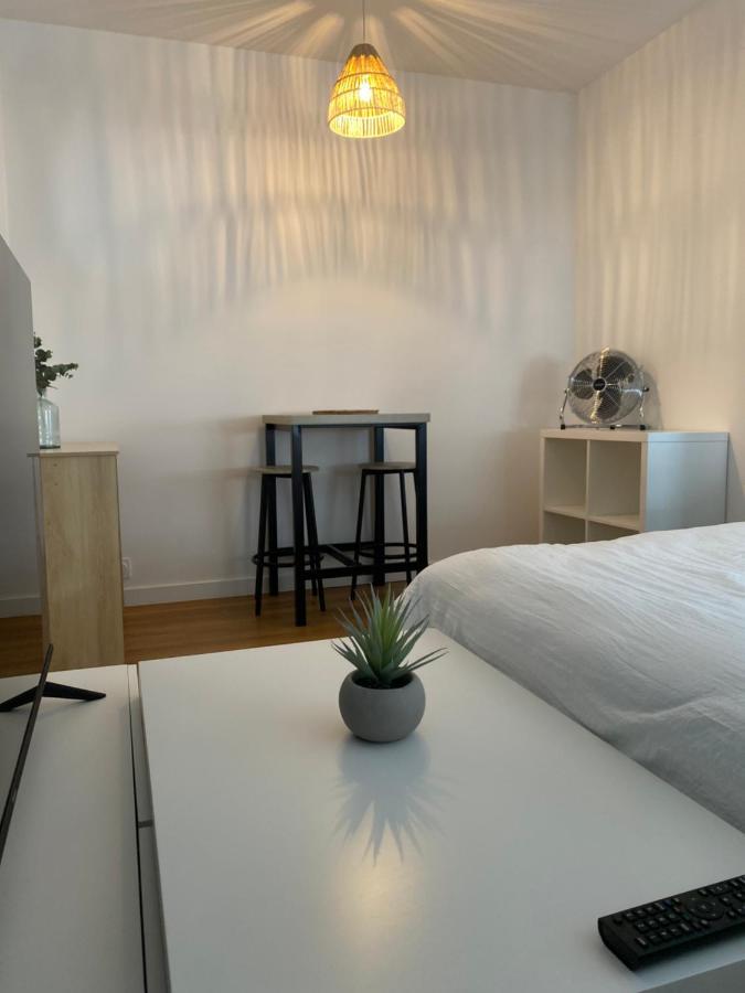 Lorient: Appartement Elegant 외부 사진